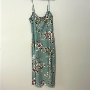Floral Spaghetti Strap Dress Size Large‎